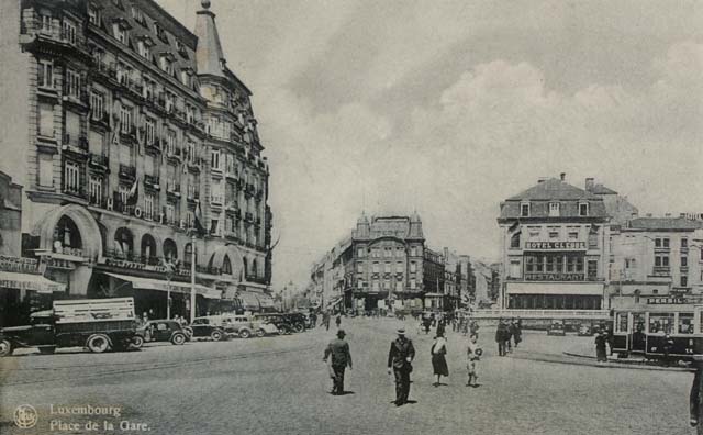 Luxembourg_Place-de-la-gare_1946_8